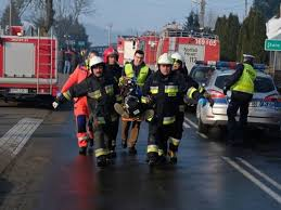 В Польше авто с украинцами выехало на встречку и попало под грузовик. Жертв эвакуировали вертолетом