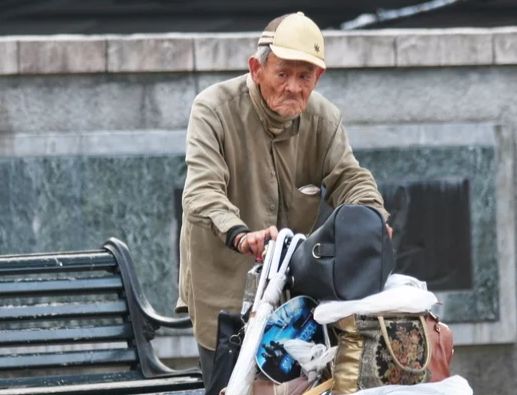 "Японское чудо" - старики в "развитой стране" крадут, чтобы попасть в тюрьмы, где кормят