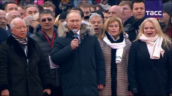 Путин призвал россиян сделать всё, чтобы XXI век прошёл "под знаком ярких побед"