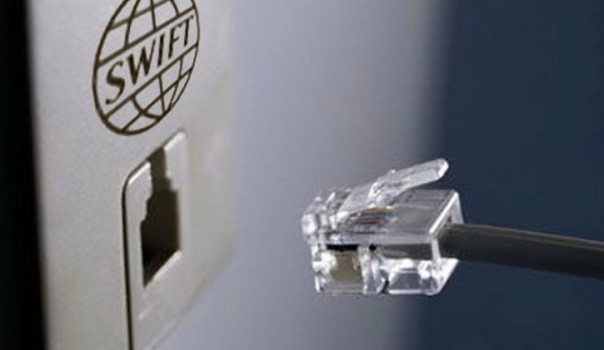 США вновь угрожают отключением от SWIFT: У России готов ответ