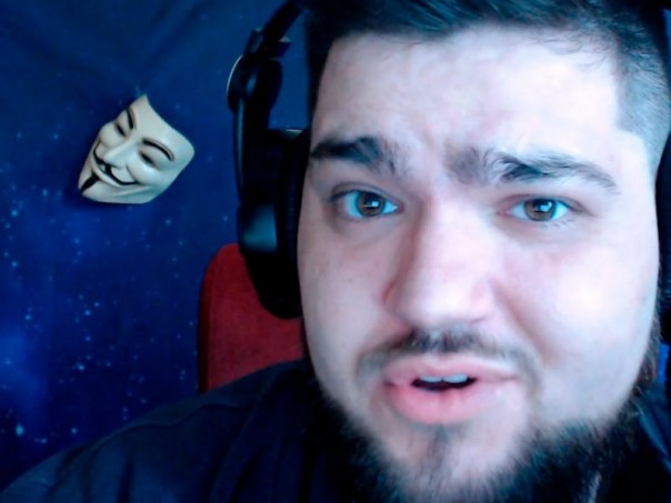 Украинский "пранкер" объявлен в международный розыск, а некоторые предлагают за его голову вознаграждение в 12 миллионов рублей