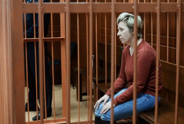 Суд арестовал до 25 мая гендиректора ТЦ "Зимняя вишня" Судденок и охранника Антюшина по делу о пожаре