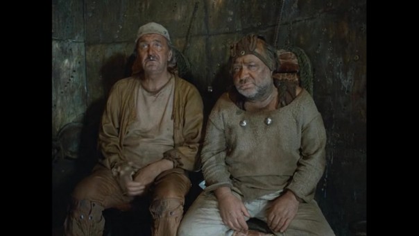 Лондон выясняет, кто "плохо любит ПЖ" и не выслал российских дипломатов