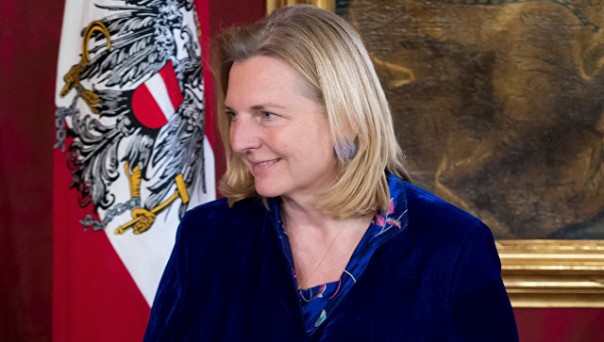 Вена обвинила Лондон в продавливании высылки российских дипломатов