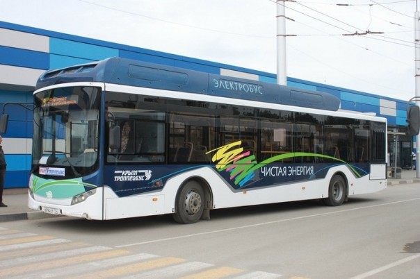 Первый в Крыму отечественный электробус вышел на линию