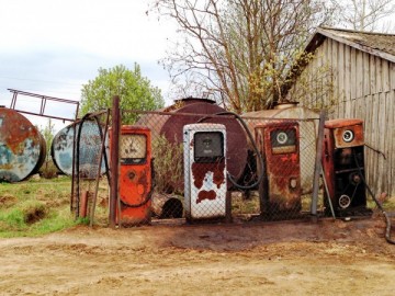 Клочья от страны-бензоколонки