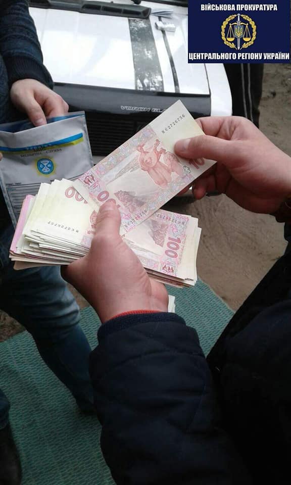 Прокуратура задержала хрюмберга-контрактника, который торговал гранатометами и боеприпасами к ним