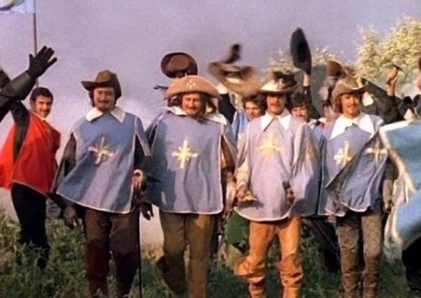 Украинские каналы накажут за показ Мэри Поппинс и Д'Артаньяна