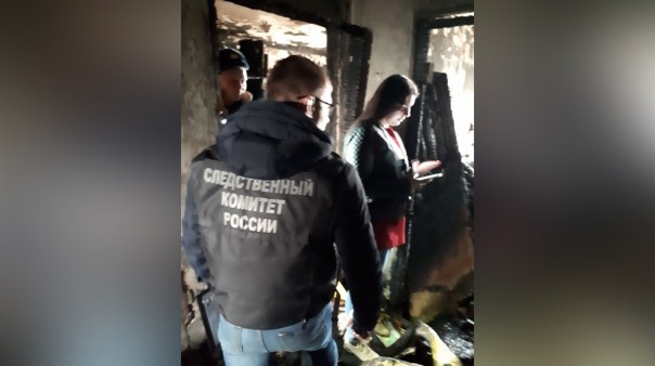 Шесть человек погибли при пожаре в Приморье