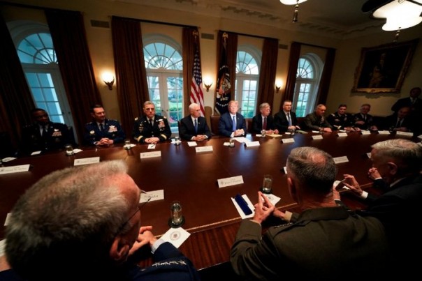 Сколачивание группировки. Colonel Cassad