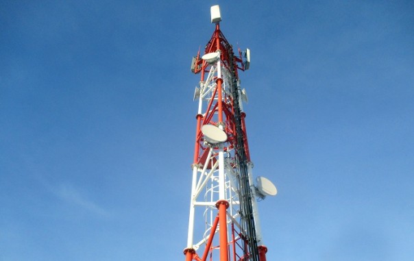 Операторов сотовой связи нужно наказывать за навязывание платных сервисов абонентам