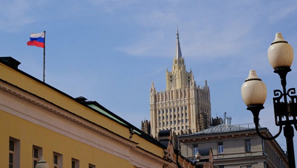 Россия способна ответить на силовое давление со стороны США, заявили в МИД