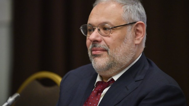 Хазин рассказал, как Россия может больно ответить США на санкции