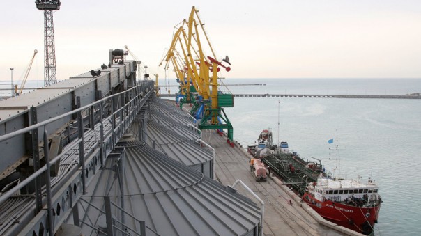 «Де-факто соглашение уже действует»: как сообщения о «базах США в Казахстане» повлияют на переговоры о статусе Каспия