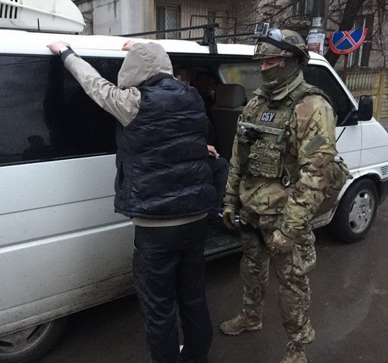 Эхо АТЫ. В Ровно и Харькове задержали торговцев оружием