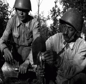 Сталинские боевые лопаты: взорвать и закопать