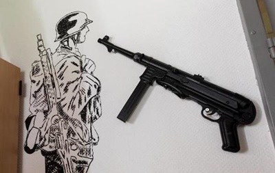 В бундесвере обнаружили 89 правых экстремистов