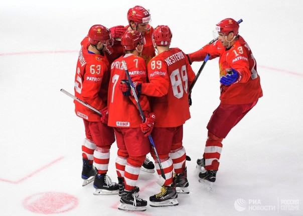 Сборная России разгромила команду Франции на старте чемпионата мира