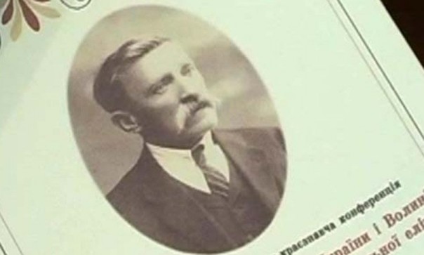 "Девочки плакали, кого-то тошнило". Урок украинской литературы превратился в садистскую пытку для детей