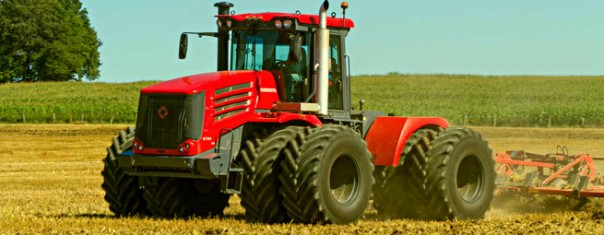 Французские СМИ: «до санкций, Россия покупала тракторы и комбайны у нас, а теперь продает свои в США и Европу»