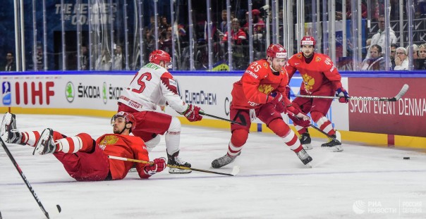 Сборная России по хоккею разгромила белорусов на чемпионате мира