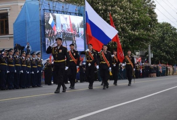 Парад Победы 2018 в городах России. Симферополь / Санкт-Петербург / Калининград / Верхняя Пышма / Волгоград / Астрахань