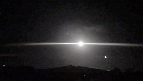 Ракетный удар Израиля: эксклюзивные кадры работы сирийских ПВО