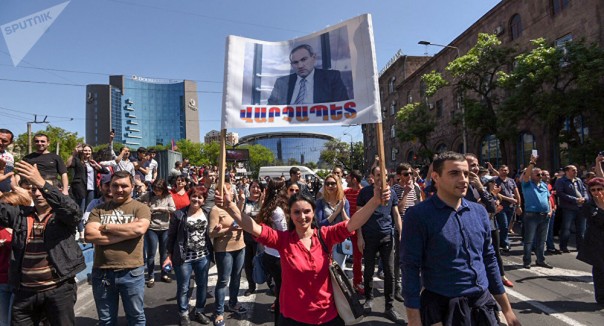 Особенность толпы: она способна сломать государство, но не управлять им