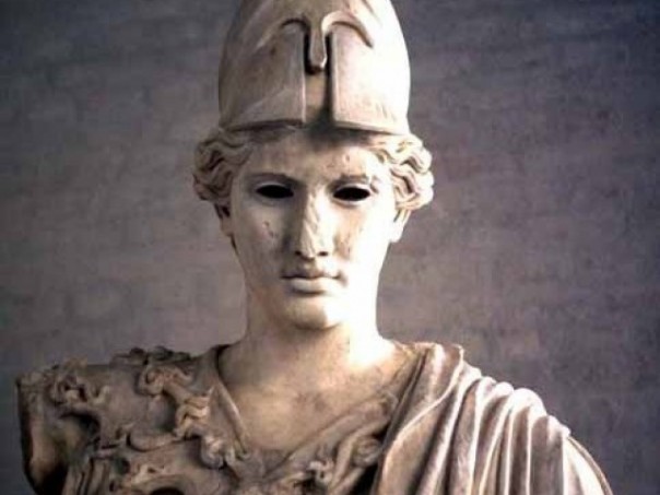 На Таманском полуострове нашли шлем «богини Афины»