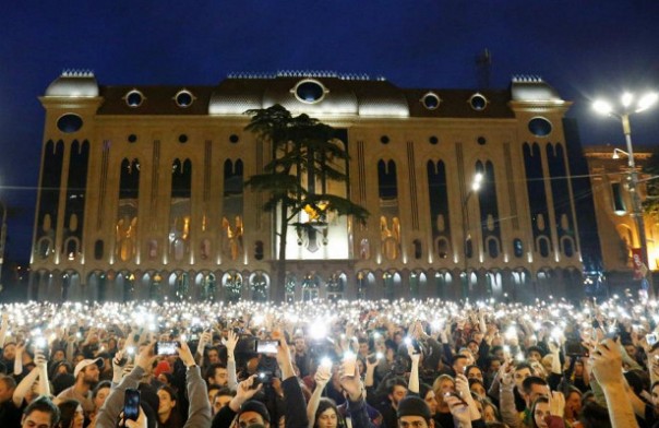 Наркомания в Грузии, исламизация в Узбекистане: чего добиваются Штаты?