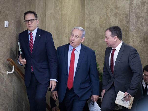 Руководство Израиля заседает в бункере