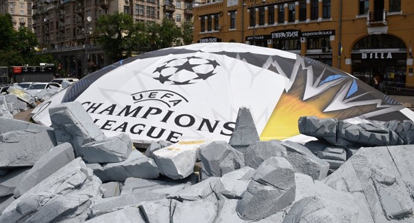 В Киеве избили британских фанатов: фейки от украинских и западных СМИ