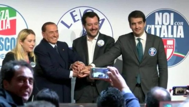 В Италии идут бои на последних рубежах «европейской демократии»