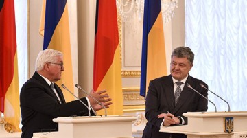 Киев продолжает смущать Берлин своей обидой. Андрей Бабицкий