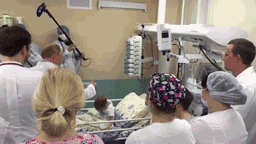 "Поцеловал главный президент". Путин навестил Савелия, которому пересадили почку