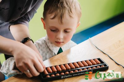 Ребенок ленится после летних каникул: что могут сделать родители?