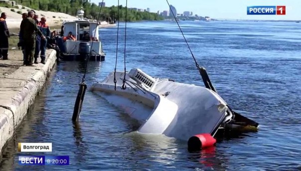Без разрешения, габаритов и спасжилетов: шансов выжить у пассажиров "Елани-12" почти не было
