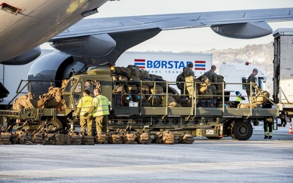 В НАТО опять не сдержали обещаний: зачем альянс усугубляет ситуацию в Северном регионе?