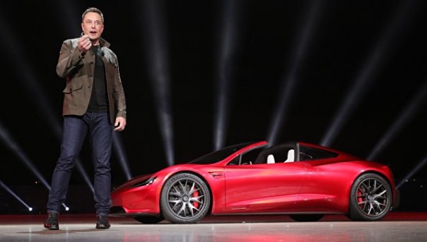 "Сплошная катастрофа": экс-сотрудники Tesla раскритиковали компанию Маска
