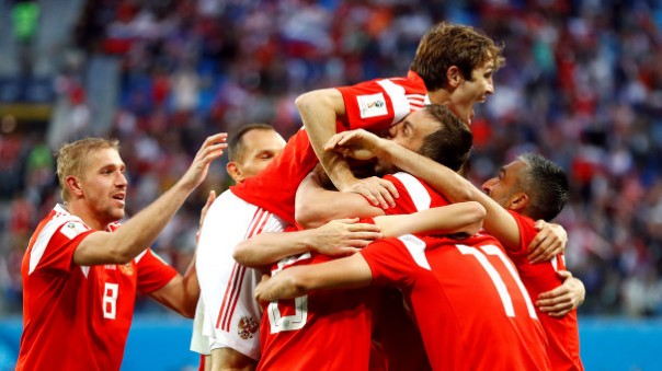 Россия выиграла второй матч подряд на ЧМ-2018 и практически вышла в плей-офф