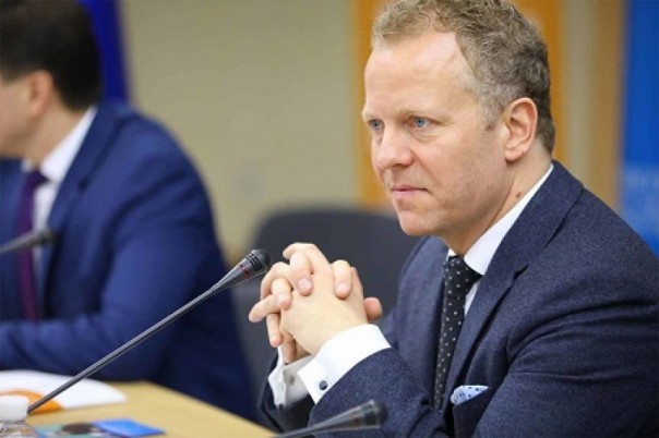 В Киеве в ресторане карманники ограбили главу офиса Совета Европы в Украине