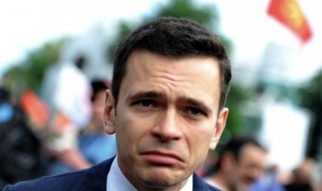 Путь лузера: Яшин снял свою кандидатуру с выборов мэра Москвы