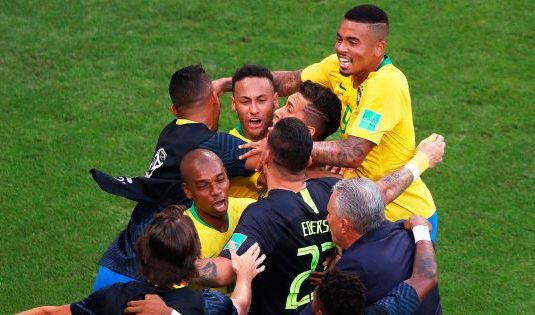 Чемпионская игра. Бразилия победила Мексику и вышла в четвертьфинал