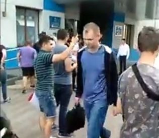 В Укравтодор ворвались неизвестные