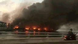 "Адский огонь" уничтожил 40 лодок и судов в порту Бали