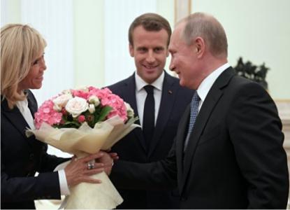 Букеты Владимира Путина как угроза Западу