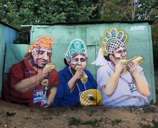 Заедака, Запивака, Зажевака и Ждун в кокошнике - новые московские граффити