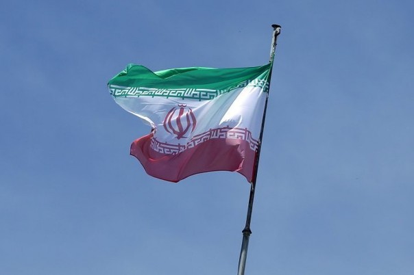 Reuters: Иран заявил о готовности закрыть Ормузский пролив для транспортировки нефти