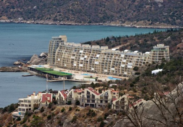 "Очень смешно". В Крыму сочли абсурдом "присвоение" Киевом четырёх санаториев