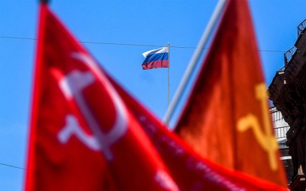 Партия соглашателей: депутаты от КПРФ поддержали изменения пенсионной системы